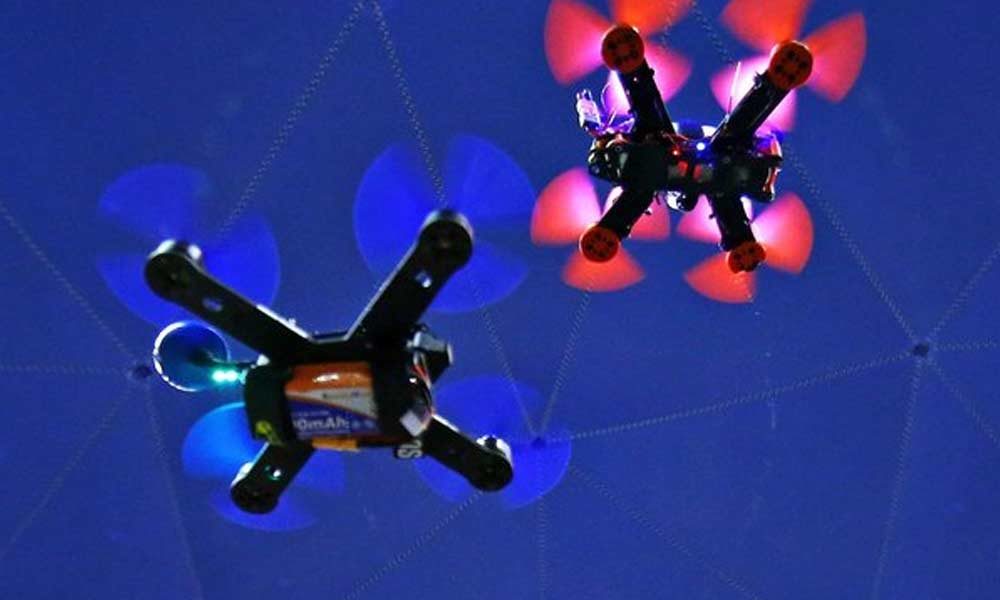 Red Bull DR.ONE:14 Nationen, 18 Piloten und keine Regeln!