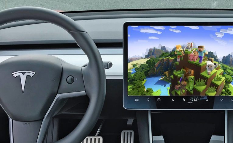 Tesla Model 3 mit Minecraft - Fotomontage DailyGame.at