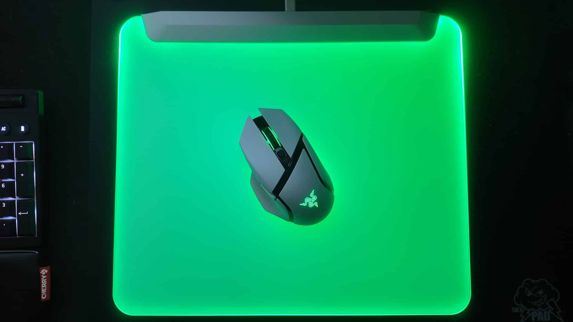 razer firefly v2 pro grün Beleuchtet mit Razer Basilisk V3 Pro 35K